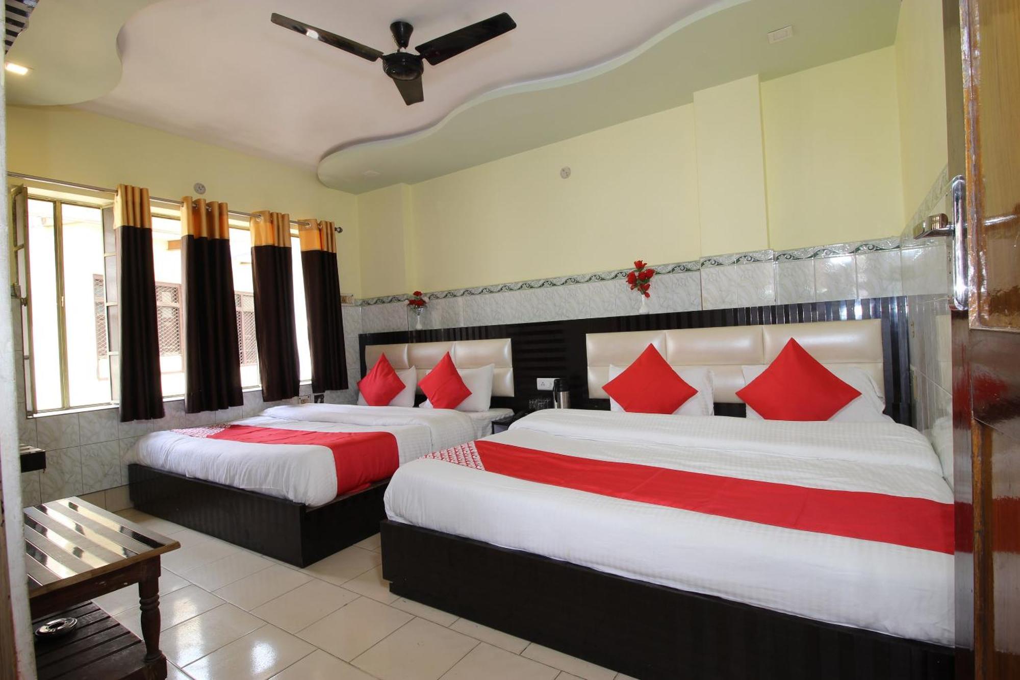 Hotel O Blue Diamond Varanasi Exteriör bild