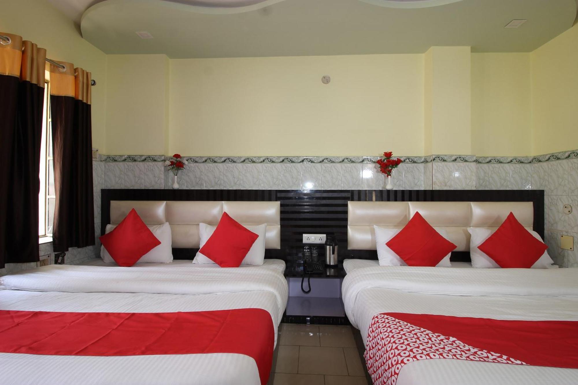 Hotel O Blue Diamond Varanasi Exteriör bild